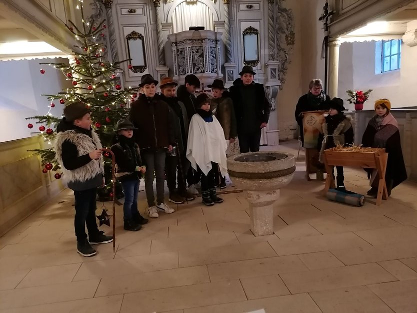 Krippenspiel in der St. Georg Kirche (Foto: Anja Kl&ouml;ppel)