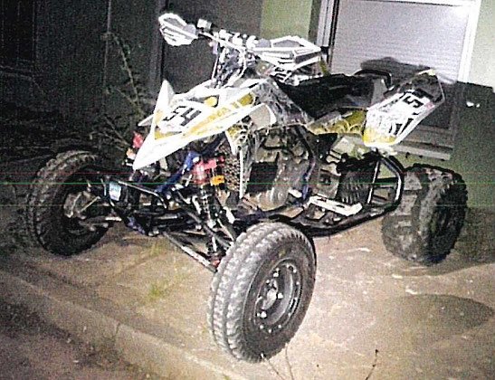 Der Fahrer dieses Quad wird polizeilich gesucht (Foto: LPI) Der Fahrer dieses Quad wird polizeilich gesucht (Foto: LPI)