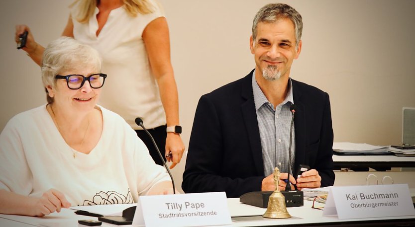 Kai Buchmann er&ouml;ffnete heute die 33. Sitzung des Nordh&auml;user Stadtrates (Foto: agl)