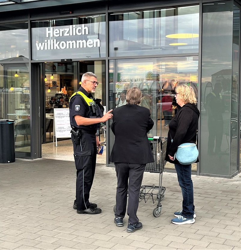 Prävention vor Ort (Foto: LPI) Prävention vor Ort (Foto: LPI)