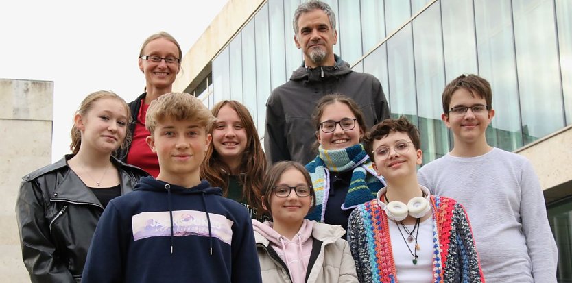 Der Kinder- und Jugendstadtrat, kurz "KiJuStaR" hat f&uuml;r den alten und neuen OB Kai Buchmann noch eine ganze Reihe Fragen aus der Nordh&auml;user Jugend parat, die man demn&auml;chst &uuml;bergeben will (Foto: agl)