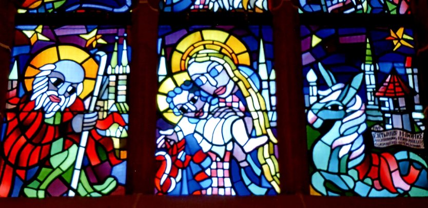 Weihnachtsfenster mit der "Flucht nach &Auml;gypten" (Foto: Heidelore Kneffel)