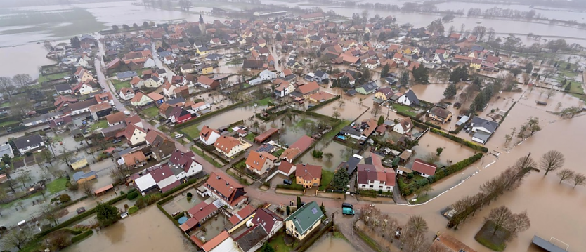 Land unter in Windehausen (Foto: Pressestelle Landratsamt) Land unter in Windehausen (Foto: Pressestelle Landratsamt)