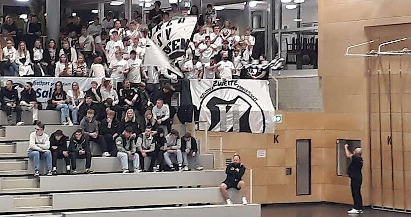 Die Preu&szlig;en-FDans unter den Zuschauern hatten auch gestern wieder nicht allzuviel zu lachen (Foto: M.Fromm)