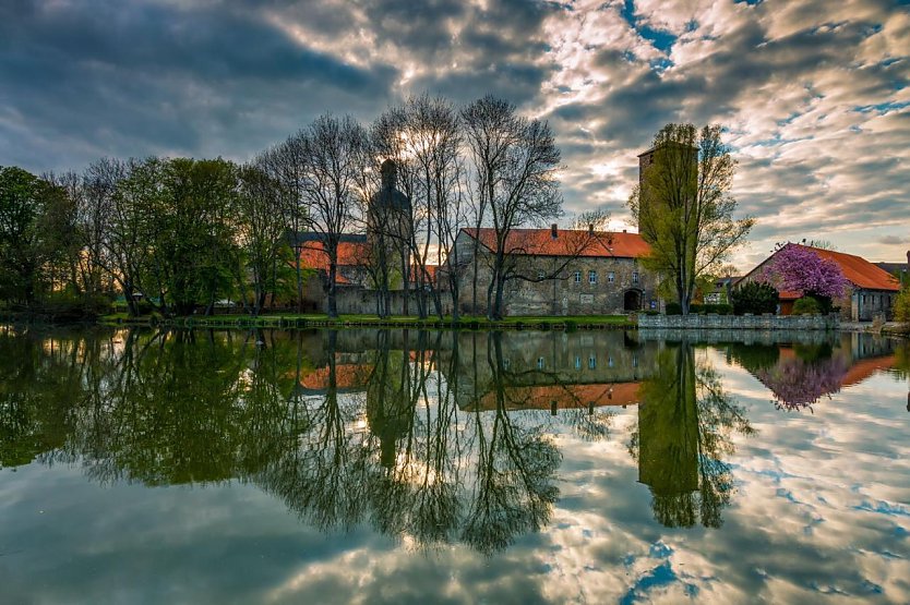 Die Wasserburg Zilly (Foto: Michael Lumme)