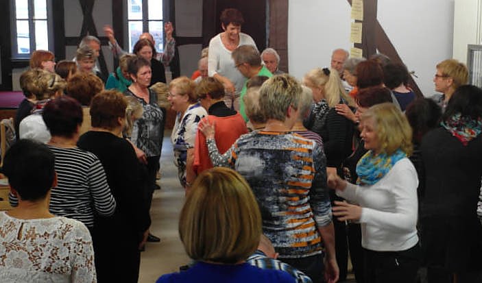 Lach Yoga im Tabakspeicher wieder am ersten Maisonntag (Foto: privat)