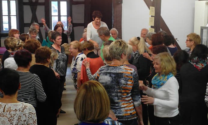 Lachyoga im Tabakspeicher (Foto: Stadtverwaltung Nordhausen )