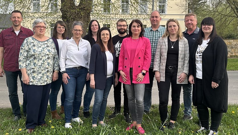 Kandidatinnen und Kandidaten der B&uuml;rgerbewegung Runder Tisch f&uuml;r den Gemeinderat der Gemeinde Werther: (v.l.n.r.): Matthias Jeschke, Roswitha Knopf, Linda Erbsmehl, Jana K&uuml;rbis, Ulrike Bergemann, Elisabeth Schulze, Daniel Rauh, Kristyn Herbst, Andreas Muhl, Claudia Wendt, Steffen Peter, Kathleen Fink (Foto: R.Knopf)