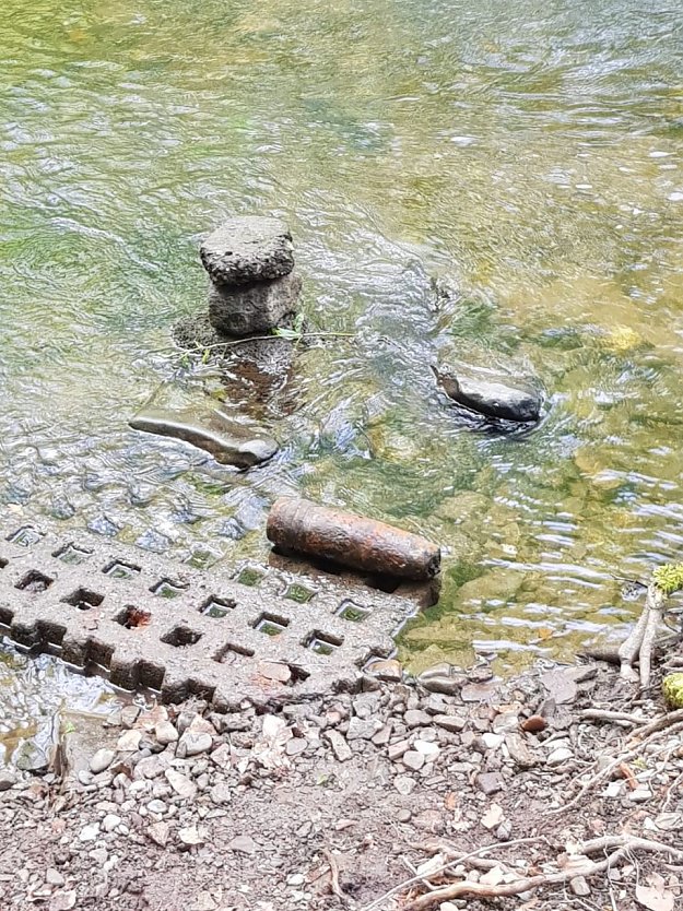 Bombe im Wasser (Foto: S.Dietzel)