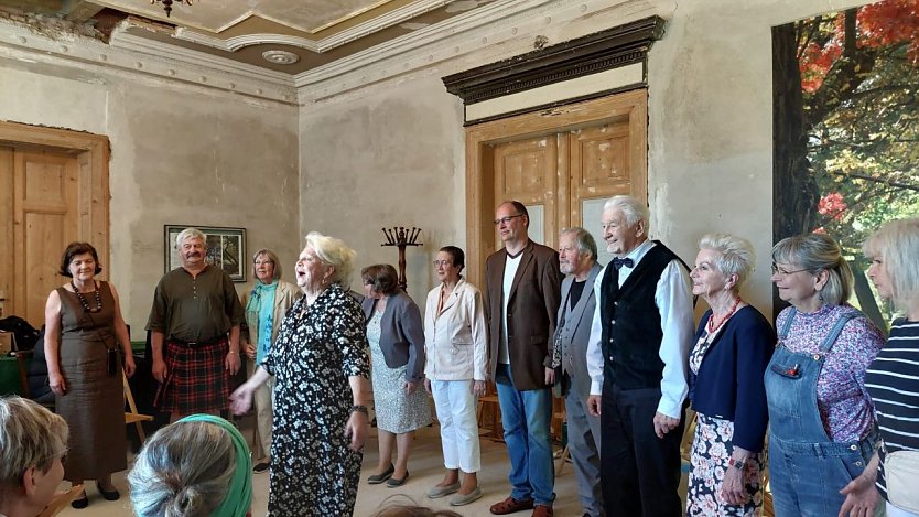 Premiere bei den "Silberdisteln" (Foto: Sabine Schr&ouml;der)