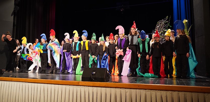 Theaterauff&uuml;hrung "Time and Time again" am 7.Mai 2024 (Foto: Stefanie Richter)