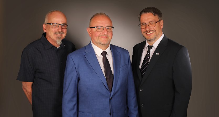 Die neue AfD-Fraktion im Ellricher Stadtrat (Foto: AfD)