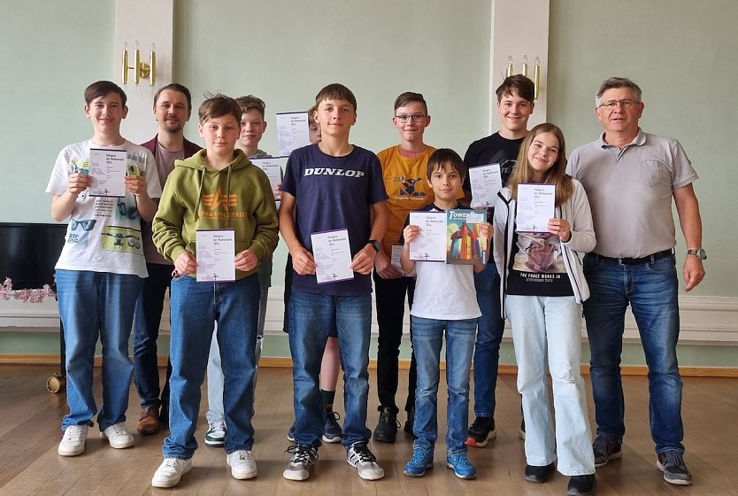 Die stolzen K&auml;nguru-Teilnehmer sprangen ordentlich weit (Foto: C.Keil)