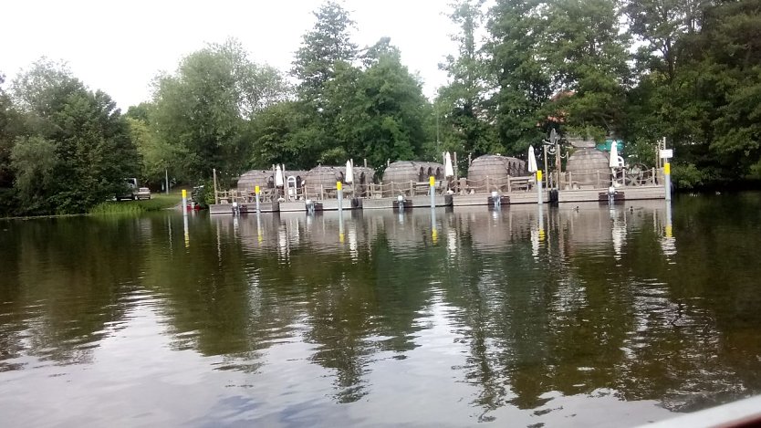 Auch diese Hausboote waren ein Fotomotiv (Foto: Rosalinde Frank)