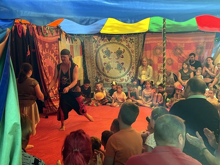 Bravo, bravissimo in Gro&szlig;engottern (Foto: Evangelischer Kirchenkreis M&uuml;hlhausen)