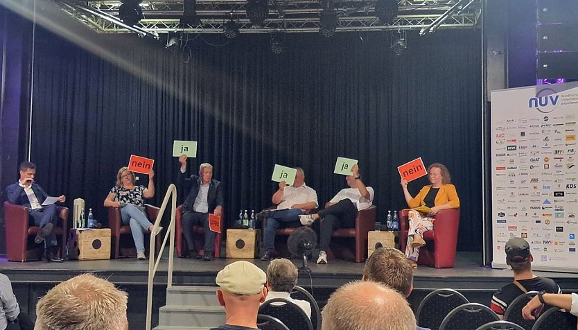 Wirtschaft im Mittelpunkt (Foto: nnz)