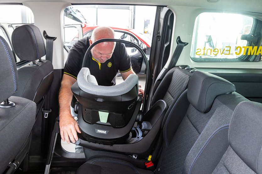 Test der Kindersitze (Foto: &copy;&Ouml;MTAC/Stephan Huger.)