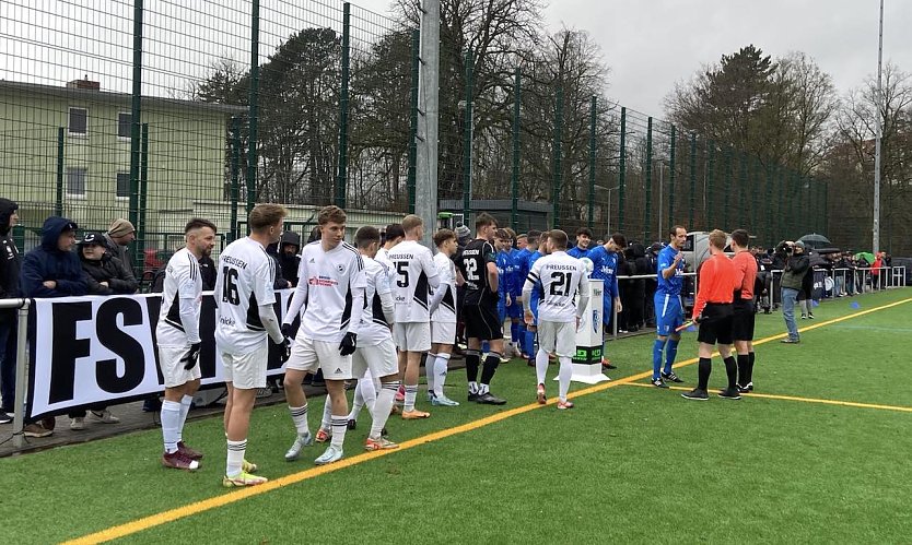 Ersatzgeschw&auml;chte Preu&szlig;en-Elf stemmt sich gegen die Niederlage (Foto: FSV Preu&szlig;en)