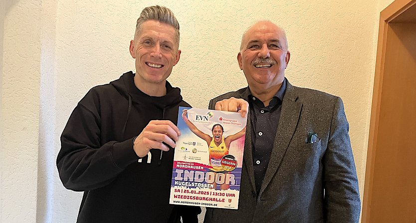 Marco Bachmann und Werner H&uuml;tcher vom Organisationsteam des Kugelsto&szlig;en INDOOR besuchten die nnz-Redaktion (Foto: oas)