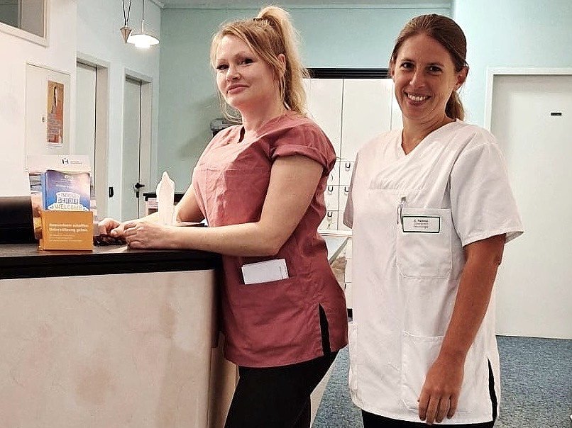 Dr. med. Katharina Askary und Dr. med. Stephanie Ramm&eacute; (Foto: SHK)