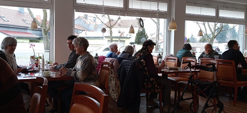 Das "Mittendrin" ist gut besucht (Foto: Kurt Frank)