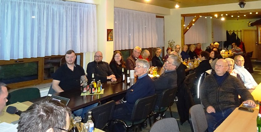 120 Mitglieder des JHV F&ouml;rderdervereis Naturschwimmbad Heldrungen (Foto: Peter Ke&szlig;ler)
