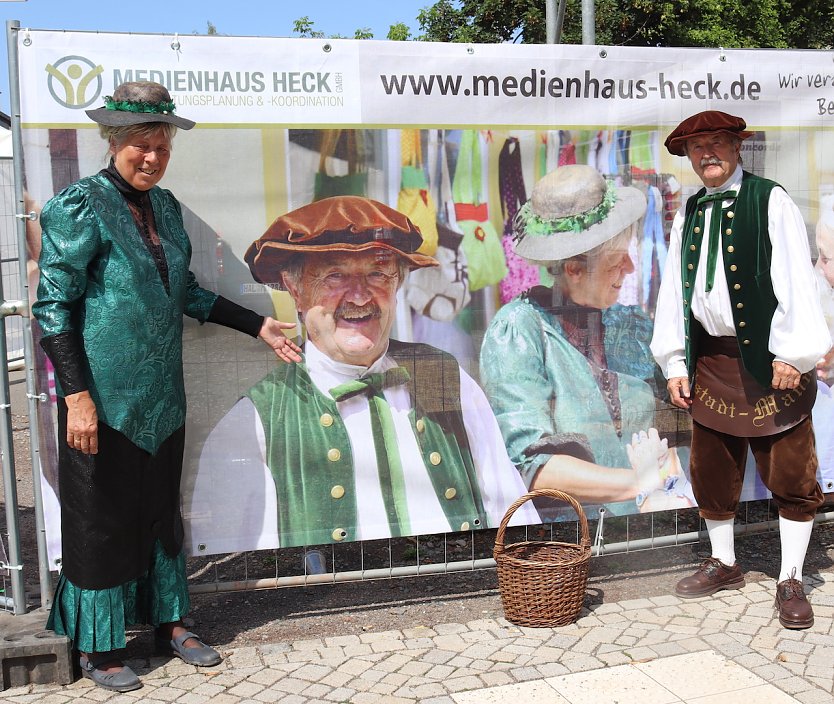 Waren eine Institution: Barbara Rauhe als Hannechen Vogelstange und ich Altstadt-Manne (Foto: nnz)