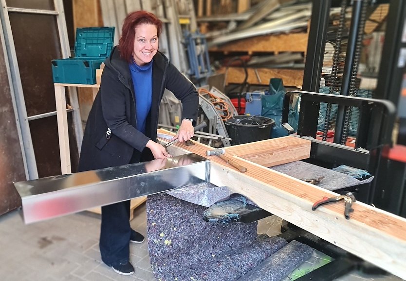 Das Dachdeckerhandwerk besteht nicht nur aus der Arbeit auf dem Dach (Foto: C.Wilhelm) Das Dachdeckerhandwerk besteht nicht nur aus der Arbeit auf dem Dach (Foto: C.Wilhelm)