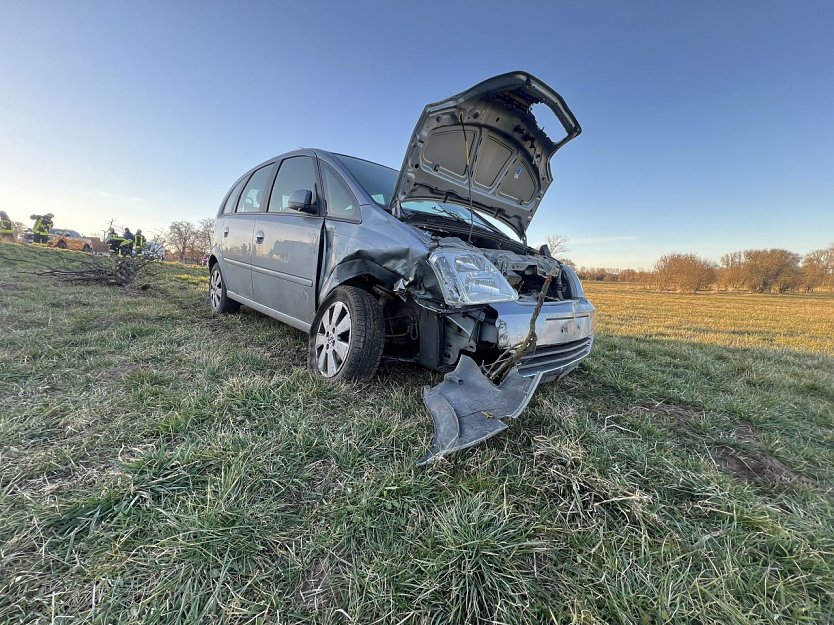 Unfall am Nachmittag bei Kleinfurra (Foto: S.Dietzel)