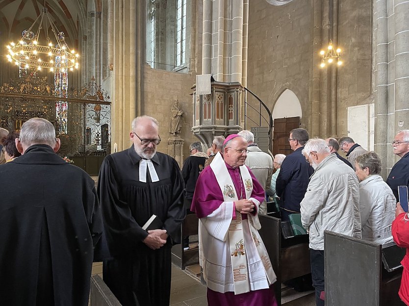 Predigtenreihe in M&uuml;hlhausen (Foto: R.Englert)