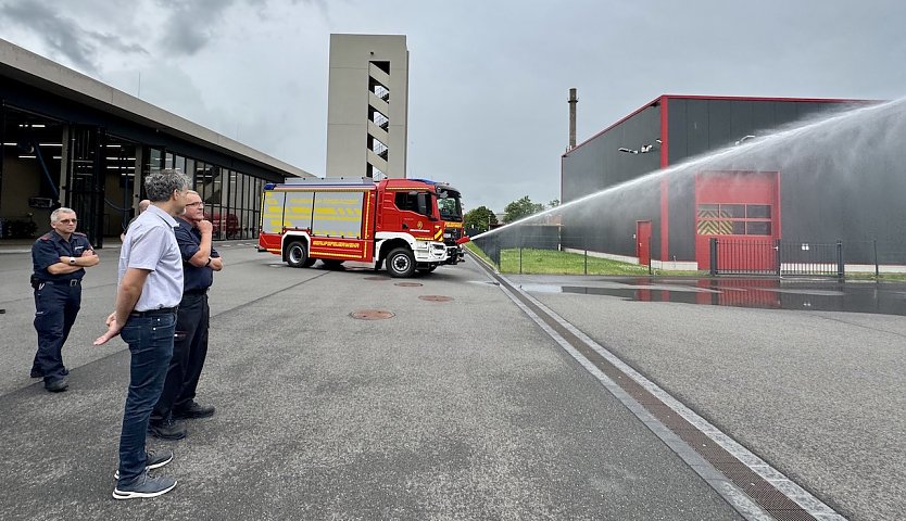 Neues Tankl&ouml;schfahrzeug bei der Feuerwehr Nordhausen (Foto: Stadtverwaltung Nordhausen)