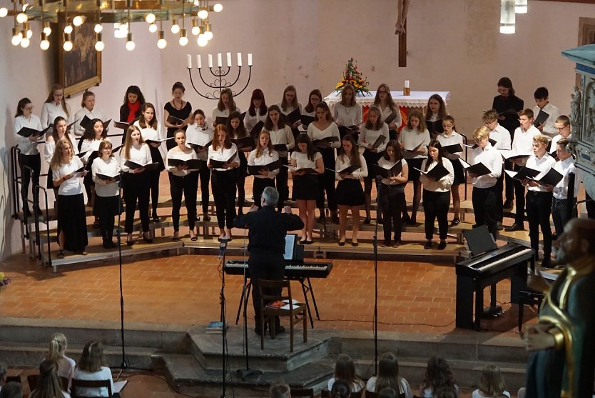 Der Nordhäuser Jugend- und Kammerchor (Foto: Thomas Hofereiter) Der Nordhäuser Jugend- und Kammerchor (Foto: Thomas Hofereiter)