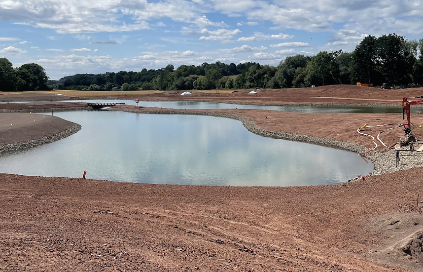 Vom Grün ist auf dem Neustädter Golfplatz im Moment wenig zu sehen (Foto: Golfpark Neustadt) Vom Grün ist auf dem Neustädter Golfplatz im Moment wenig zu sehen (Foto: Golfpark Neustadt)