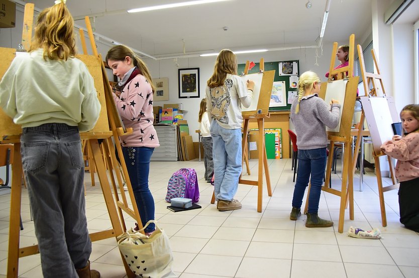 Malkurs f&uuml;r Kinder in Panorama Museum Bad Frankenhausen (Foto: Fred B&ouml;hme)