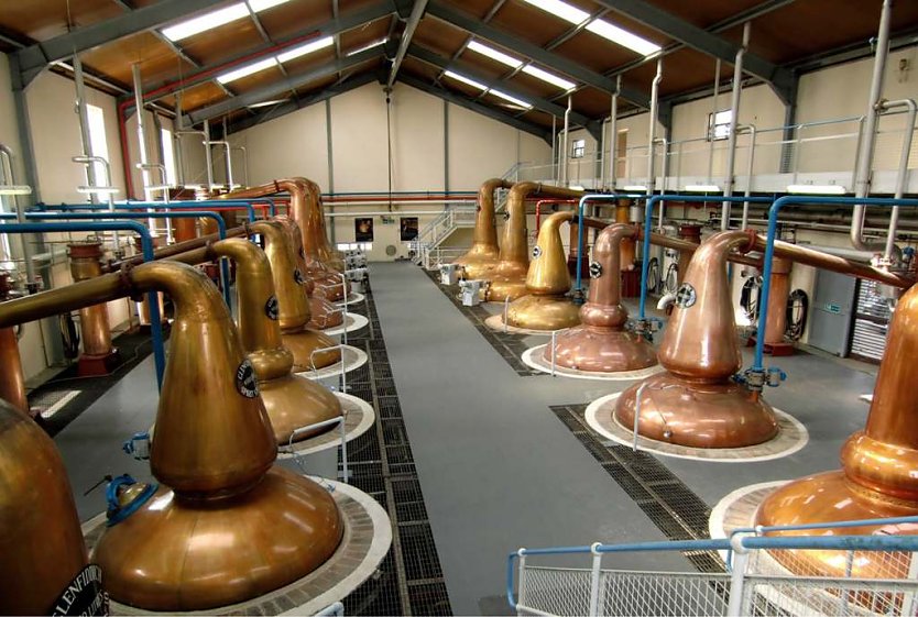 Die Glenfiddich-Whiskybrennerei (Foto: Karl Gebhardt)