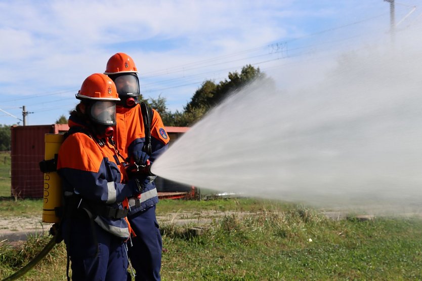 Die Jugendfeuerwehr Heilbad Heiligenstadt nahm am Berufsfeuerwehrtag teil (Foto: Jan Weinrich)