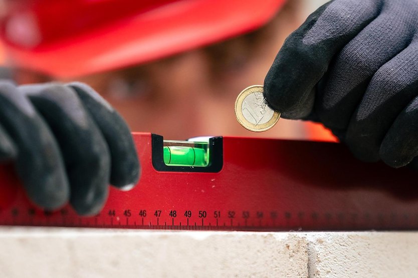 Unterst&uuml;tzung f&uuml;r Azubis (Foto: IG BAU)