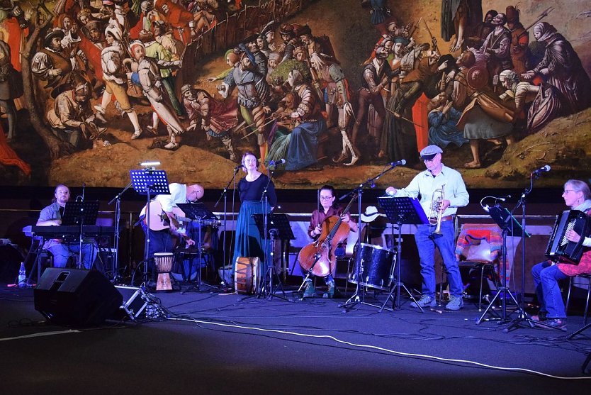 Eine besondere Nacht im Panorama-Museum (Foto: Fred B&ouml;hme / Archiv Panorama Museum)