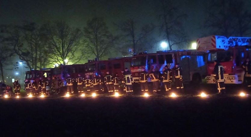 Blaulicht-Gottesdienst in Frankenhausen (Archiv) (Foto: Heike Ehm und Thomas Endter) Blaulicht-Gottesdienst in Frankenhausen (Archiv) (Foto: Heike Ehm und Thomas Endter)