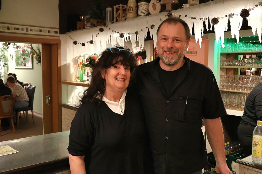 Elke und Torsten John zum großen Jubiläum (Foto: Cornelia Wilhelm ) Elke und Torsten John zum großen Jubiläum (Foto: Cornelia Wilhelm )