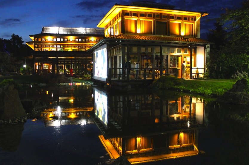 Lichterglanz im Japanischen Garten (Foto: Eva Maria Wiegand)