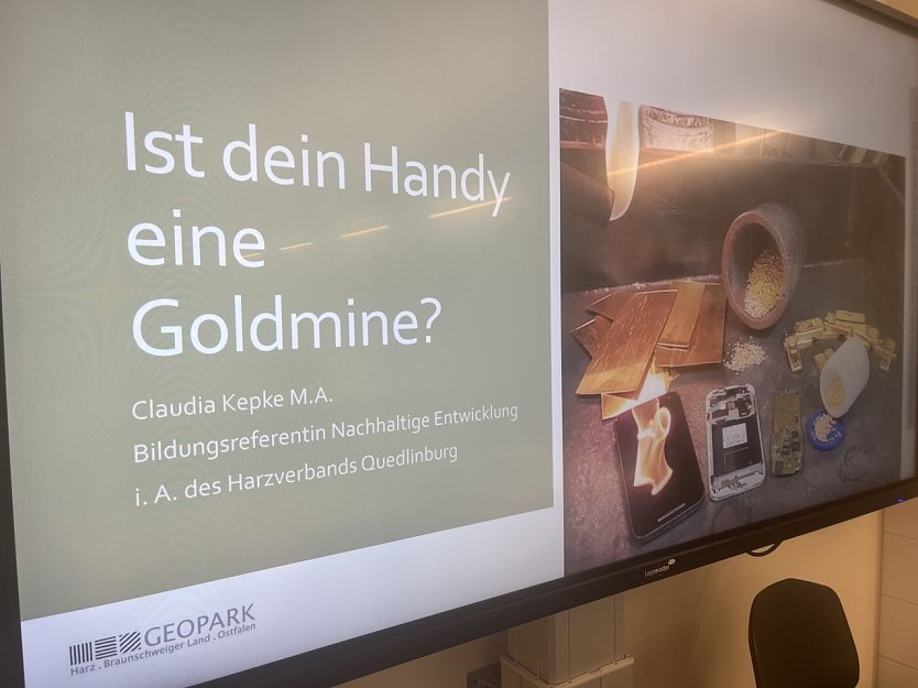 Seltene Erden wurden auch thematisiert. (Foto: Christoph Keil) Seltene Erden wurden auch thematisiert. (Foto: Christoph Keil)