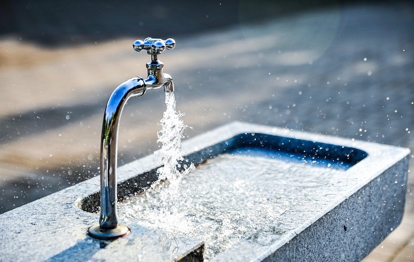 Symbolbild Wasser (Foto: Pixabay-JonasKIM)