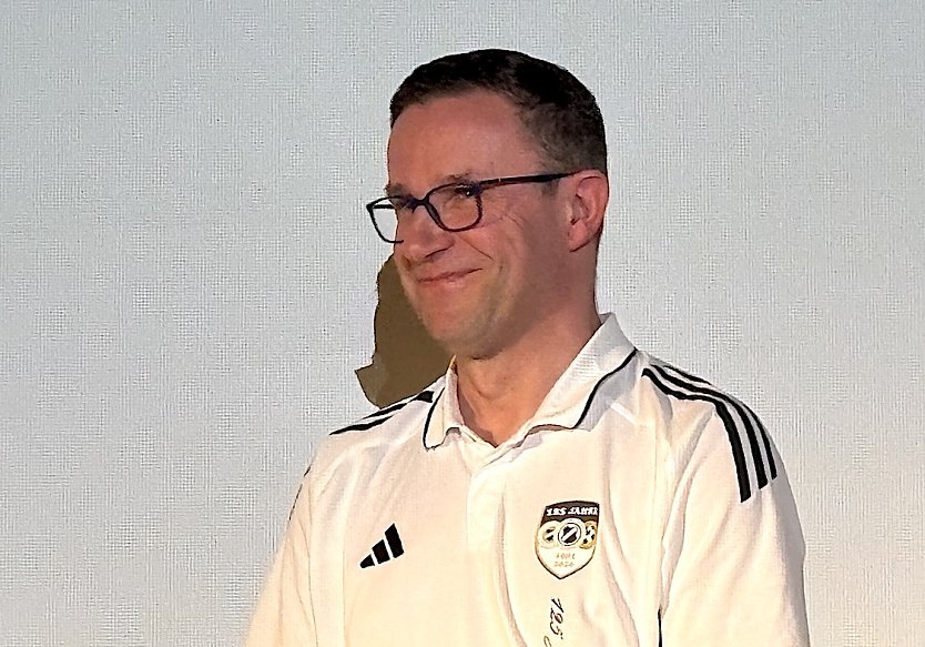 Gl&uuml;cksfall Benno Harbauer: Der umtriebige Preu&szlig;en-Pr&auml;sident wurde mit der Gutsmuths-Plakette in Silber ausgezeichnet (Foto: oas)