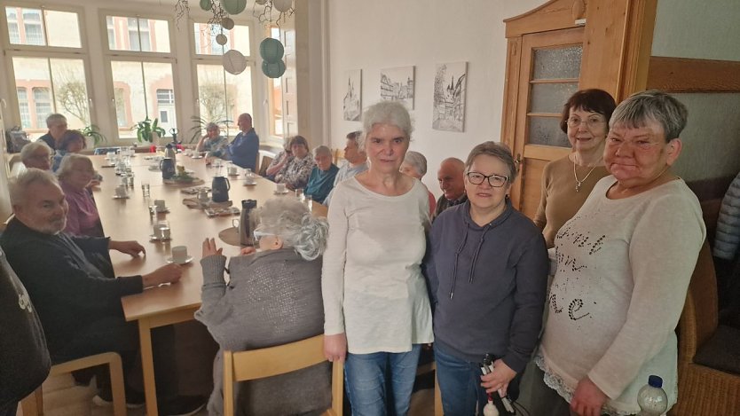 Die Kreisorganisation der Blinden und Sehbehinderten hat sich neu aufgestellt, Ellen Heustein (links) will als neue Vorsitzende zusammen mit Annelore K&auml;hms, Carola Busch und Uta Appel daf&uuml;r sorgen, dass die Belange der Betroffenen wieder mehr gesehen werden (Foto: agl)